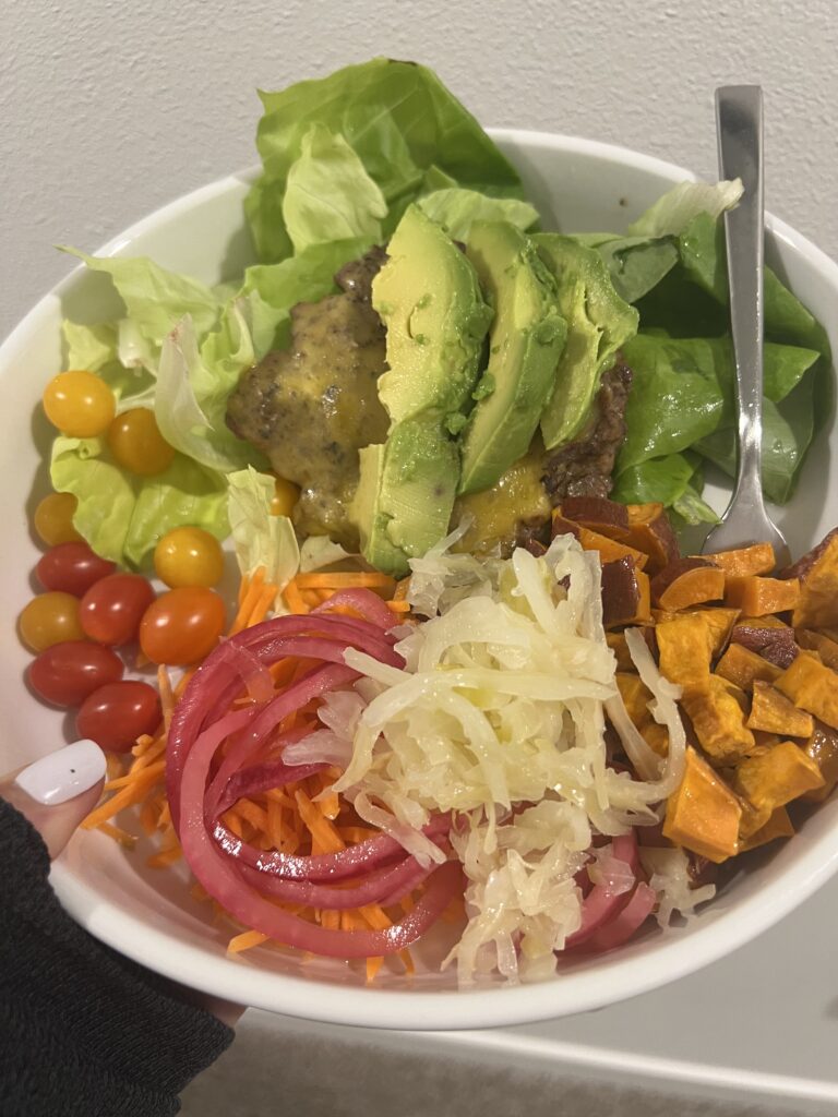 I had a leftover beef patty I turned into a burger bowl for lunch for a high protein and fiber meal. 